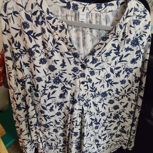 Old Navy white and blue floral blouse